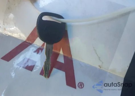 2001 Chevrolet Silverado 1500 Ls z USA, uszkodzony, nr VIN 2GCEC19T111275009